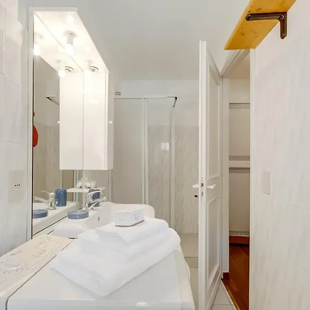 Apartment Hermitage - Happy